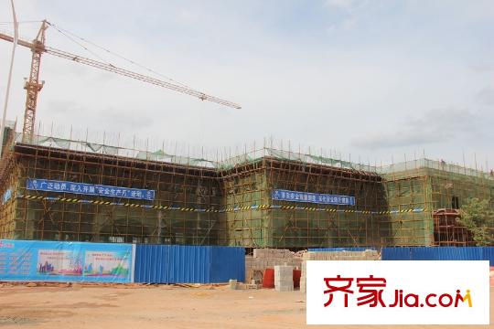 華潤二十四城在建南寧三中(2015-08)