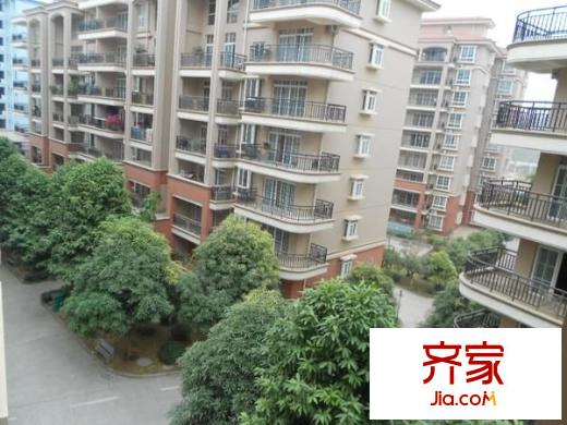 逸園小區(qū)外景圖 
