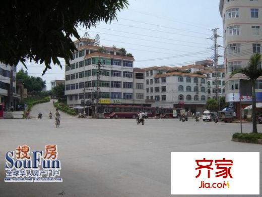 鑫金現(xiàn)代城外景圖現(xiàn)場實拍