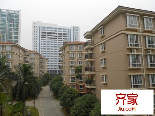 逸園小區(qū)外景圖 