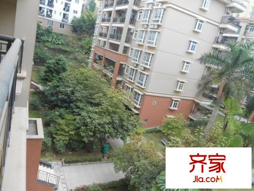 逸園小區(qū)外景圖 