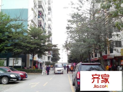 萬秀小區(qū)外景圖 