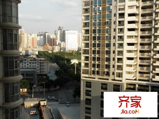 大地華城