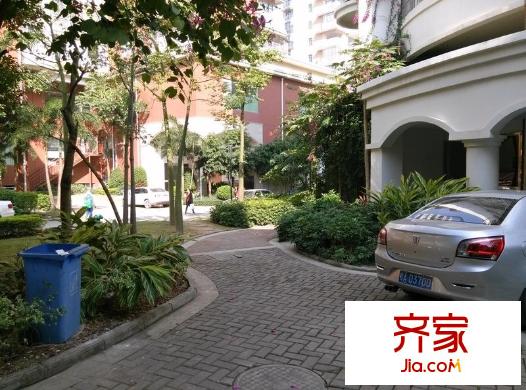 塞納維拉花園外景圖 