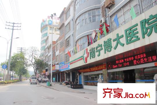 月湖國際博大醫(yī)院（攝于2013-1-2）