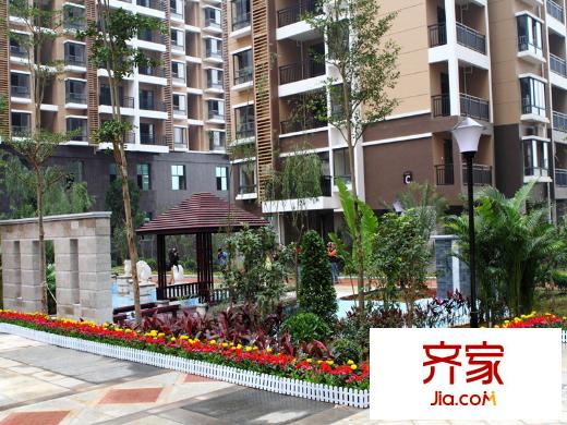 啟美新城園林一角(2013-02-04)