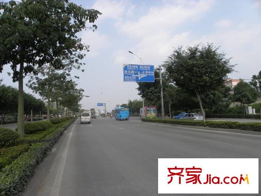 同人學(xué)府大道周邊大學(xué)路