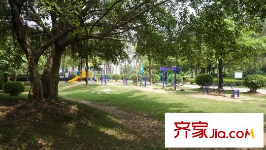 恒悅居小公園（2015-08-12）