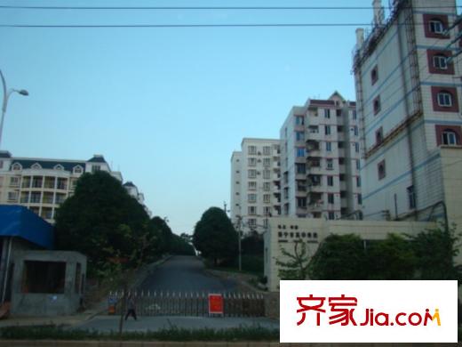 瑞和家園周邊南寧市英華學校