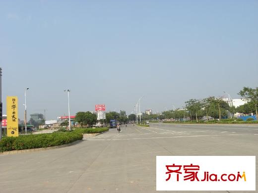 同人學(xué)府大道周邊西寧路