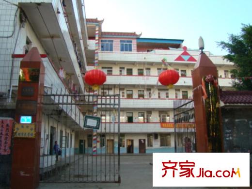 瑞和家園周邊南寧市飛鴻學校