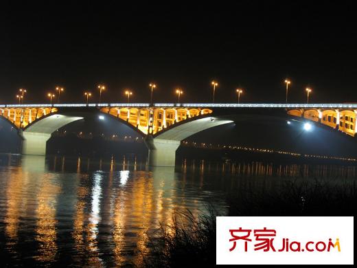 虹橋灣周邊中興大橋美麗夜景（2013-03-21）