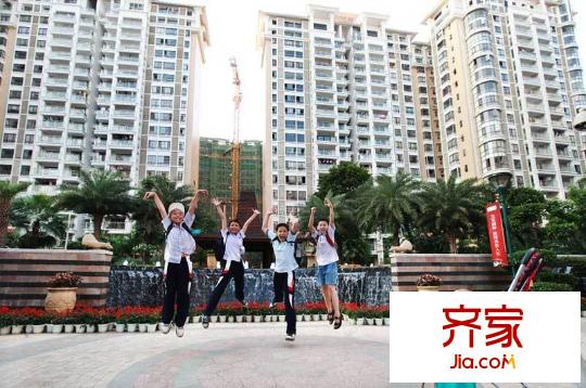 云星城市春天小區(qū)廣場(chǎng)（2010-10-15）
