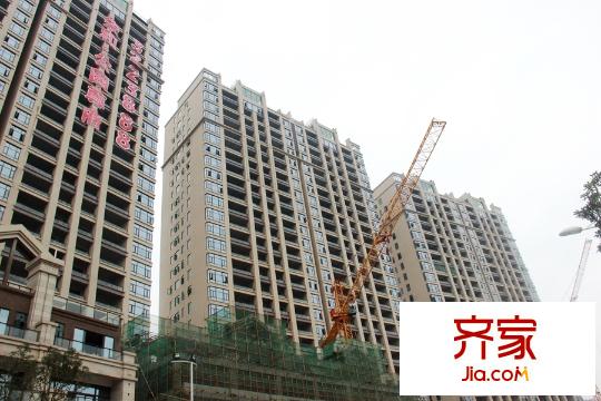 榮和公園尊府樓棟外景2（2015-03-21）