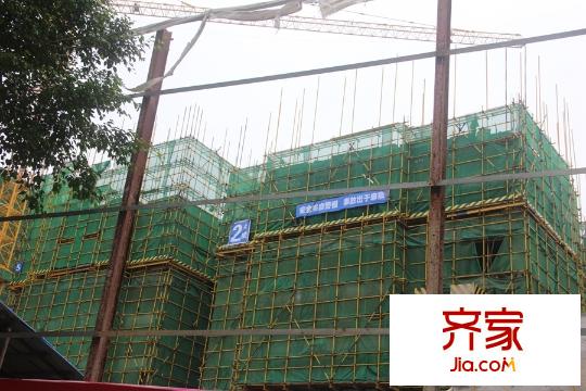 盛天青山郡2號(hào)樓在建(2015-11-11)