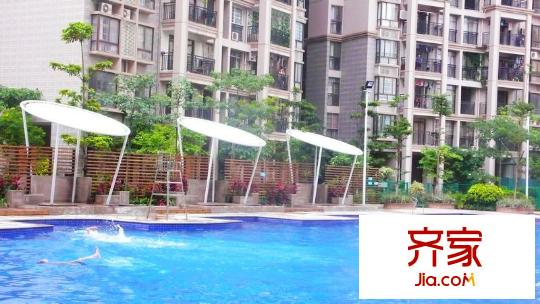 萊茵湖畔項目小區(qū)游泳池（2012-09-26 ）