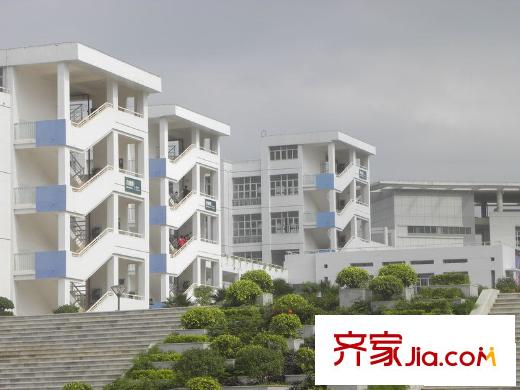百花苑小區(qū)新二中