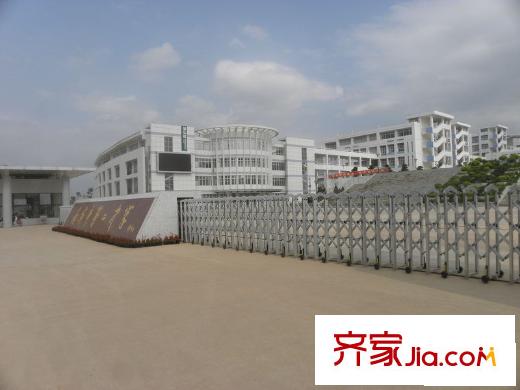 百花苑小區(qū)新二中