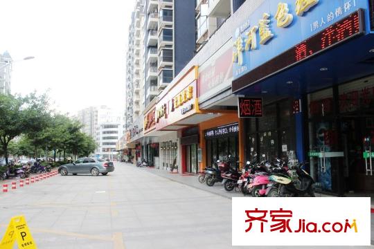 綠海云天社區(qū)沿街商鋪（2013-7-23）