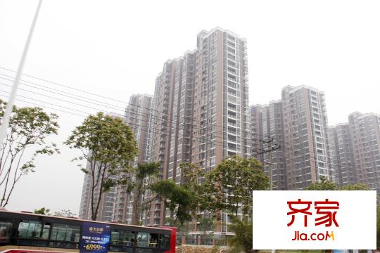 融晟公園大地項(xiàng)目實(shí)景(2015-3)