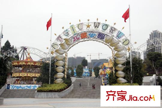 霖峰壹平方米鳳嶺兒童公園正門（2014.2.26）