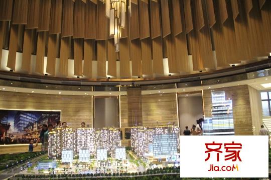 綠地中央廣場沙盤實景(2015.8.3)