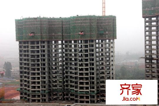 寶能五象湖1號(hào)在建樓棟實(shí)景(2015-12-12)