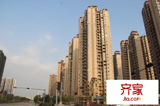 紅日江山項(xiàng)目外立面實(shí)景（2015-3-18）