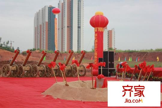 廣源大都會(huì)建設(shè)現(xiàn)場(chǎng)（2014-07-18）