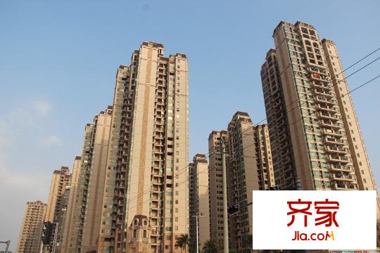 紅日江山項(xiàng)目外立面實(shí)景（2015-3-18）