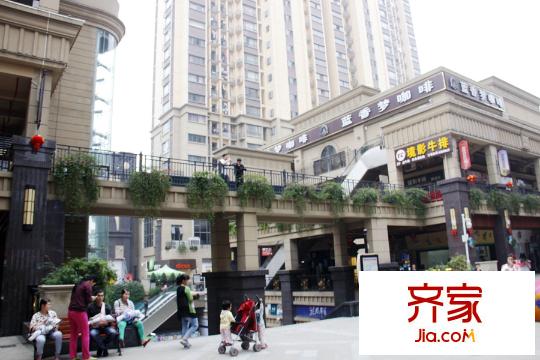 保利城商業(yè)街實(shí)景(2015-3)