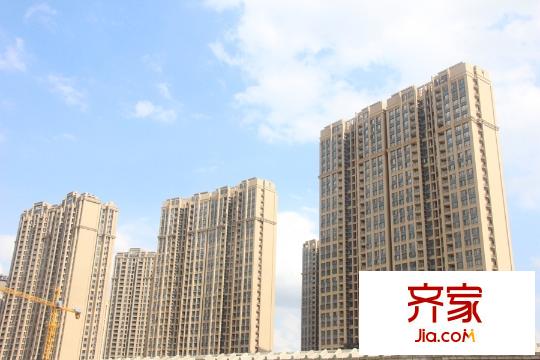 榮和公園悅府樓棟實(shí)景（2015-06-17）