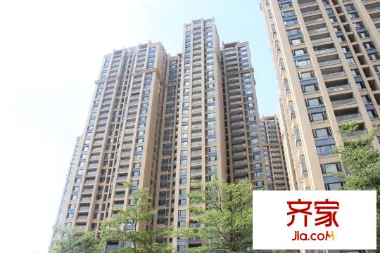 榮和公園悅府樓棟實(shí)景（2015-06-17）