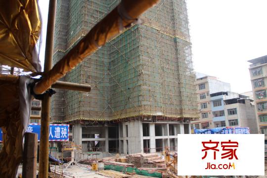 啟美尊府工程進(jìn)度（攝于2014-4-20）
