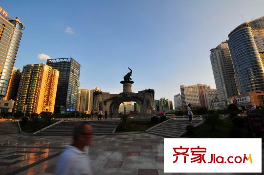 南寧華潤(rùn)幸福里周邊配套之五象廣場(chǎng)實(shí)景圖