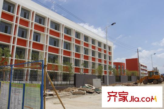 聯(lián)發(fā)尚筑興寧第一小學(xué)實(shí)拍2015.7