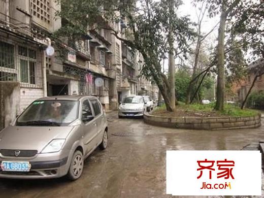 貴陽醫(yī)學(xué)院附屬醫(yī)院宿舍外景圖 