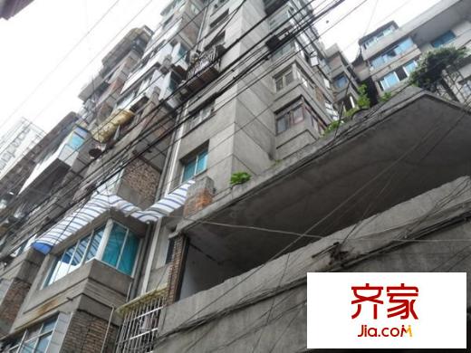 貴陽(yáng)醫(yī)學(xué)院附屬醫(yī)院宿舍外景圖 