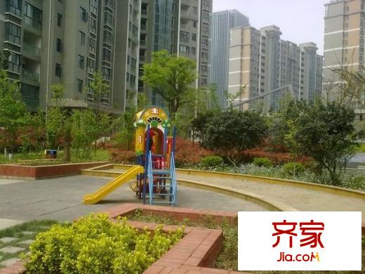 世紀(jì)城龍福苑外景圖 