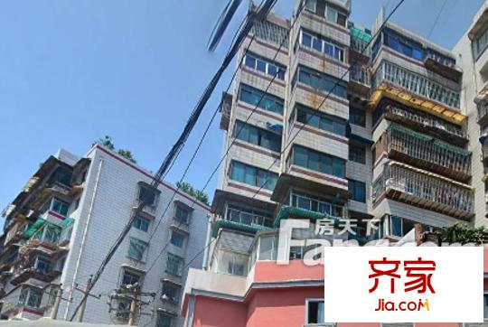 13中教師家屬區(qū)外景圖13中教師宿舍  5
