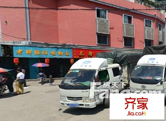 13中教師家屬區(qū)外景圖13中教師宿舍  3