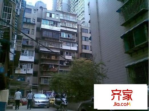 友誼路變維小區(qū)外景圖 