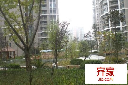 世紀(jì)城龍凱苑外景圖 