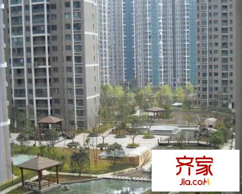 世紀(jì)城龍賢苑