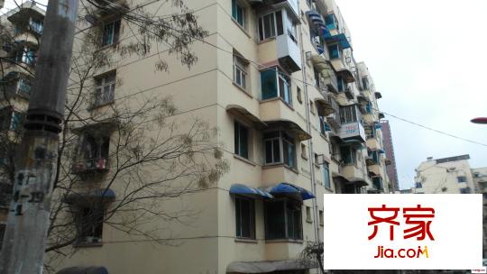 萬江小區(qū)外景圖 