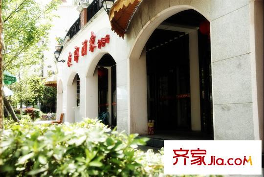 貝地盧加諾配套圖售樓處向北600米夜郎酒家