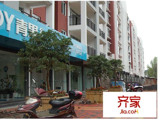 青果二期壹品峰景沿街樓棟（2014-07-26）