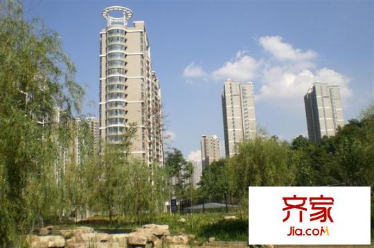 世紀(jì)城龍泉苑