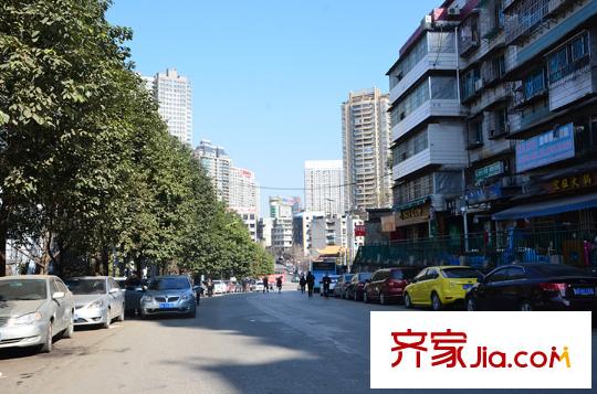 恒豐貴陽(yáng)中心周邊配套實(shí)景