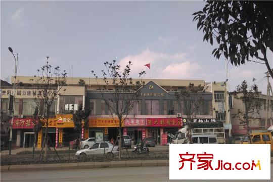 貴陽恒大城項目周邊大山洞村綜合樓（2014-12-20）